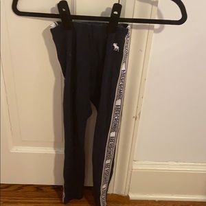 Girls black  logo leggings